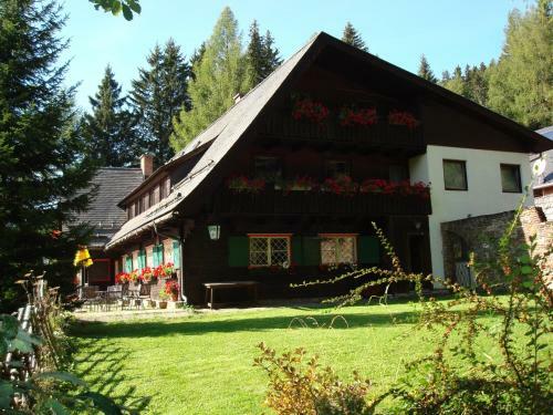 Posada Almgasthof Judenburger H�tte