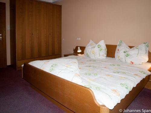 Bed & Breakfast Pension Handle