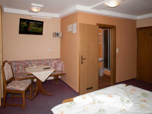 Bed & Breakfast Pension Handle