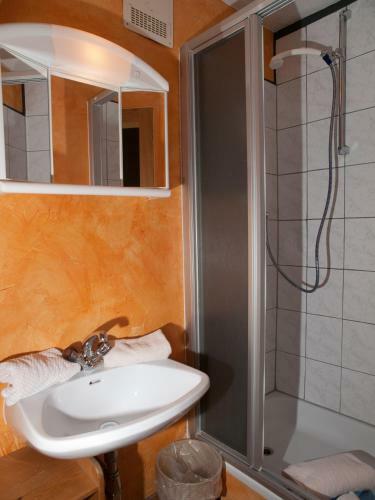 Bed & Breakfast Pension Handle