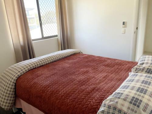 Apartamento Crystal Waters-2 Bed, 2 Bathroom, Beachfront Unit!