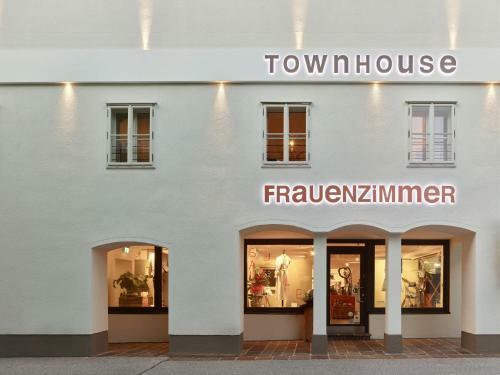 Townhouse By Frauenzimmer