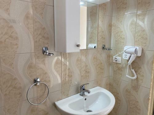 Golden Beach Apartments