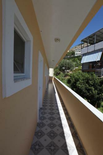 Alexia Apartments