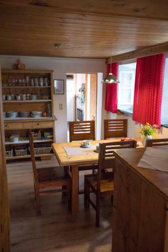 Agroturismo Achentaler Bauernh�usl
