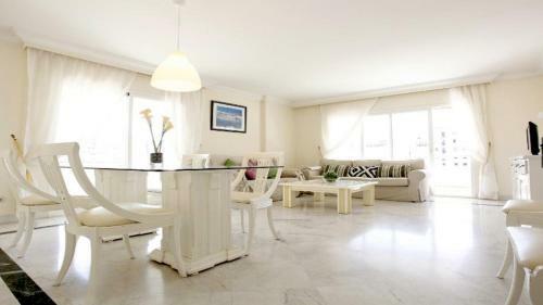 Apartamento Center Puerto Banus -3 Bedrooms
