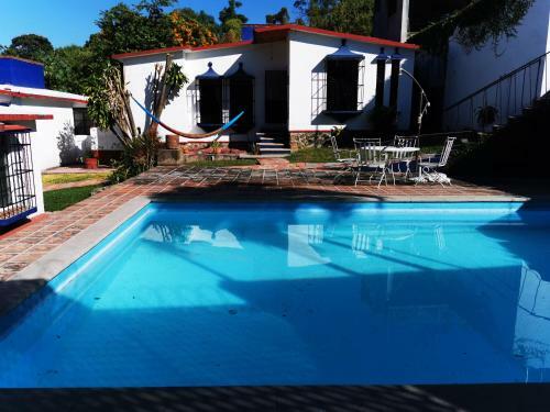 1o2 Casas Solas Juntas Alberca Centro Ideal Contingencia Home Office