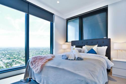 Box Hill Central Sky One Apartment