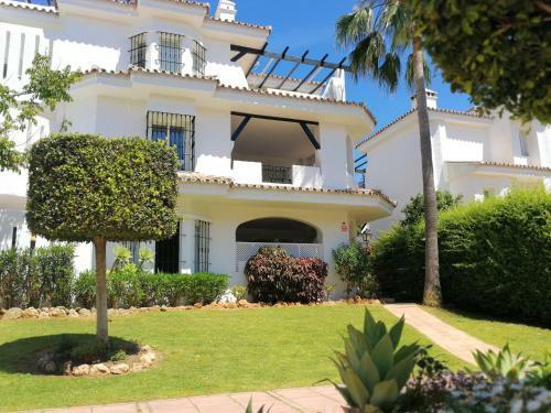Apartamento Los Naranjos Puerto Ban�s VI