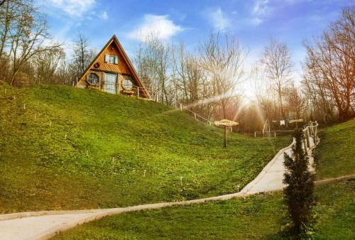 Etno Village Dolina Sre?e