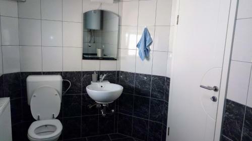 Hostal Apartments&rooms Mido