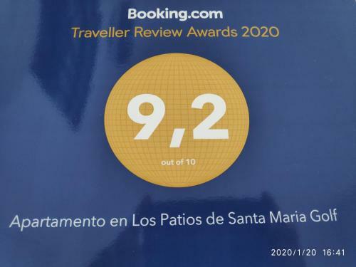 Apartamento En Los Patios de Santa Maria Golf