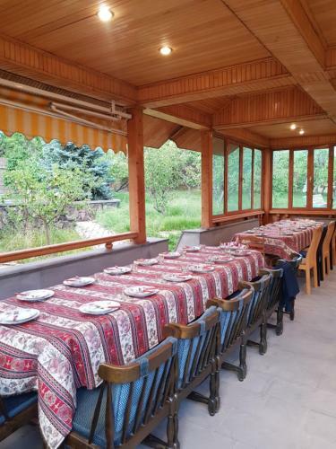 Villa Mughni Rest House