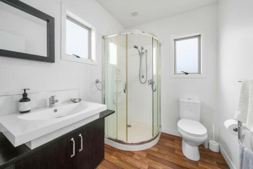Sand Dune Serenity - Himatangi Beach Holiday Home