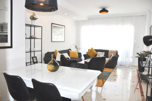 Luxury Two Bedrooms Apartment Avenida Del Mar