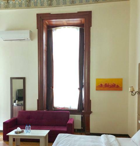 Shalimar Boutique Hotel