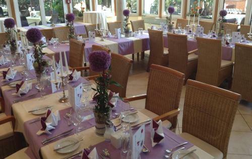 Hotel Restaurant B�ck "roter Hahn"