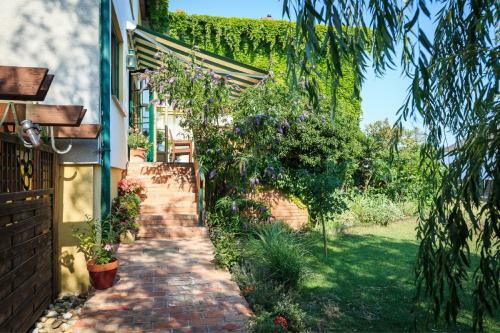 Hostal Weingut & Landhaus Willi Opitz