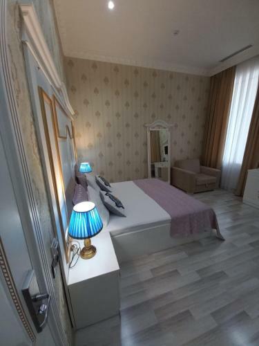White Boutique Baku Hotel