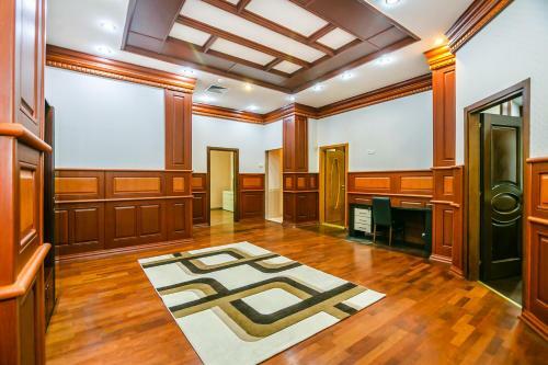 Apartment On Center Mc Donalds
