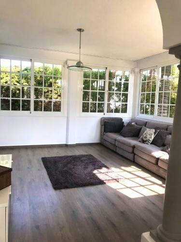 Luxury Beach Villa , Private Pool Do�a Bella