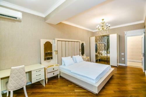 Nizami Street Vip Apartment