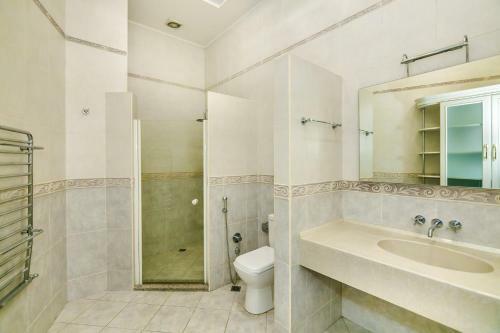 Hostal Apartment On V?p Mado