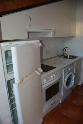 For You Rentals Puerta Del Sol Apartment Cor2