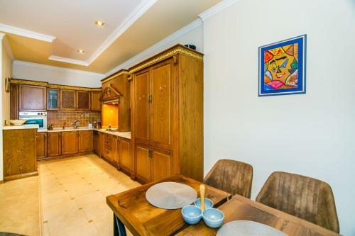Apartment On Nergiz Mall