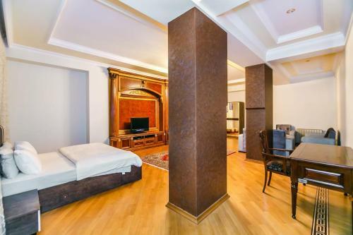 Apartment On Nergiz Mall