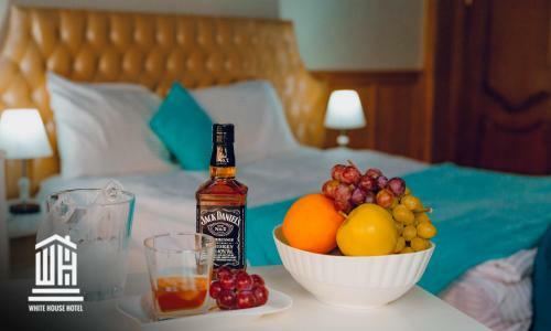 White House Hotel & Spa