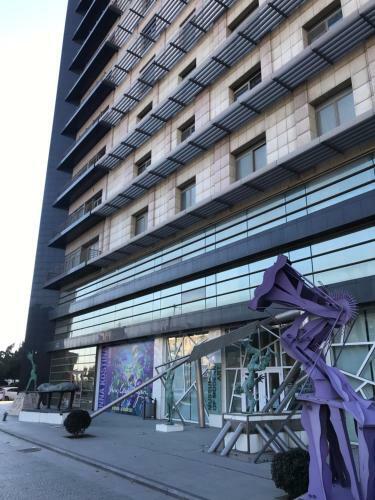 Luxury Central Seaview Apartment