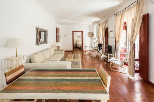 Apartamentos Madrid Centro B
