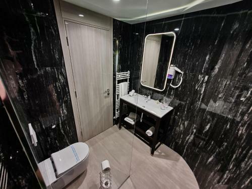 Hotel City Code