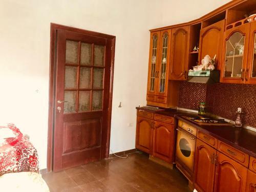 Apartamento Rruga Egnatia (Dovana Vogel)