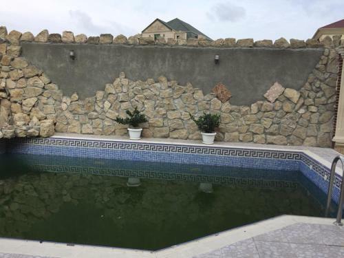Luxury Villa With Pool And Waterfall