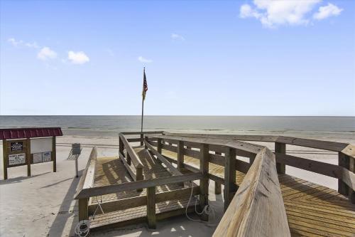 Phoenix Gulf Shores Unit 1702