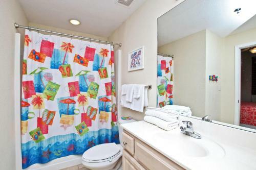 Crystal Shores West By Youngs Suncoast