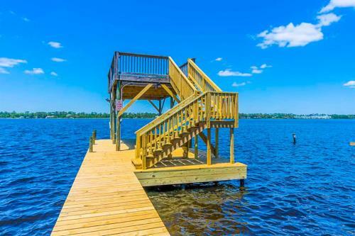 The Rising Tide By Meyer Vacation Rentals
