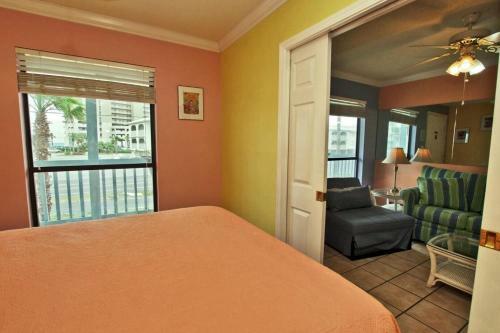 Cove By Youngs Suncoast