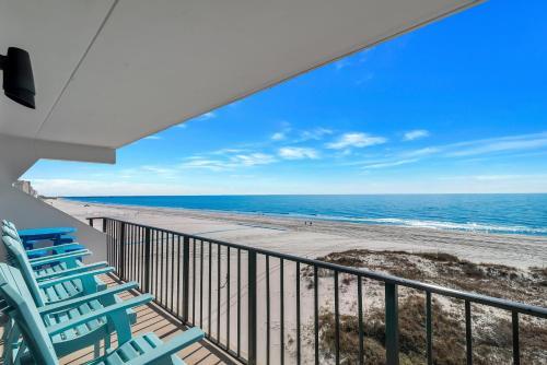 Island Winds East Unit 401