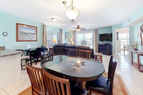 Lagoon Landing 208
