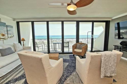 Island Winds West 280 By Youngs Suncoast