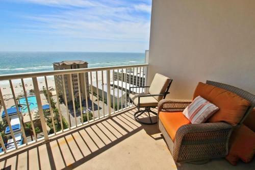 Crystal Tower 1205 By Youngs Suncoast