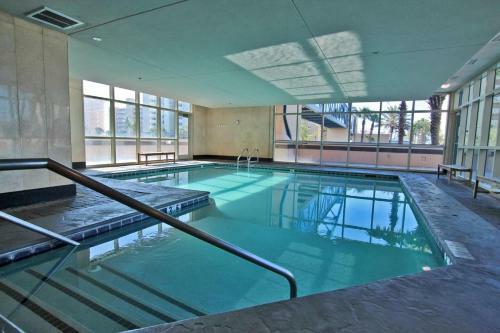 Crystal Tower 1205 By Youngs Suncoast