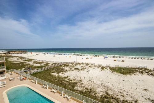 San Carlos 409 By Youngs Suncoast