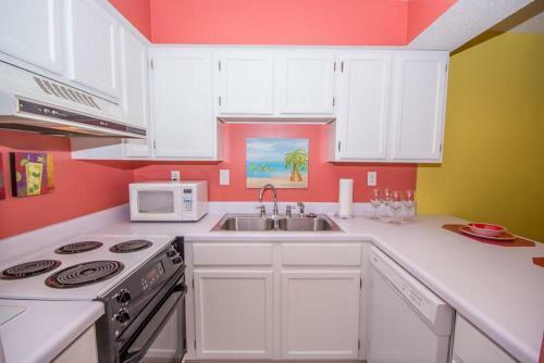 Summerhouse West By Youngs Suncoast