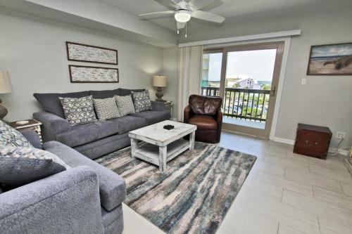 Summerhouse West By Youngs Suncoast