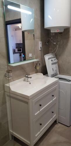 Apartamento Luxury 2 Bedroom Apt 50 M From Beach
