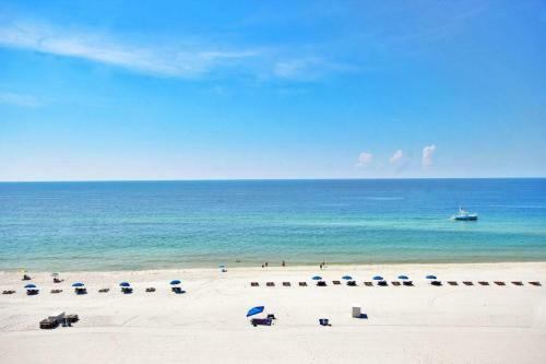 Castaways By Youngs Suncoast